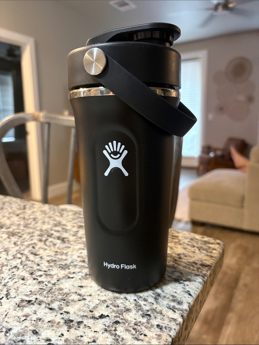Hydro Flask Black Shaker Bottle with Carry Handle